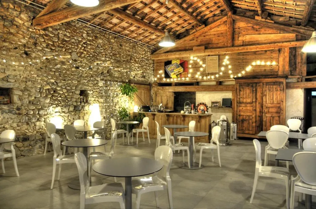 Gites Du Domaine Des Dames Vallon-Pont-dʼArc Frankrijk